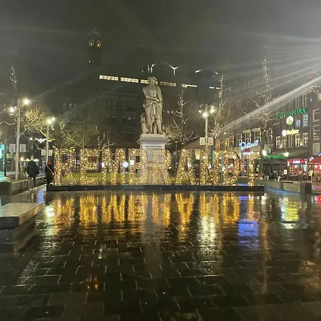 Rembrandt Square Center Ámsterdam