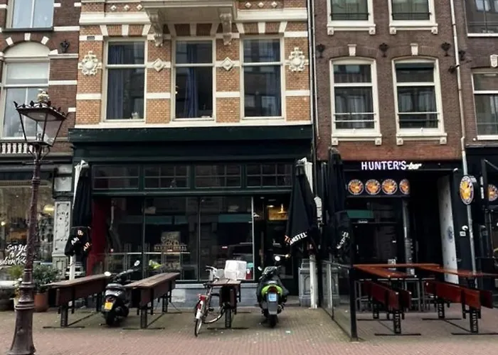 Rembrandt Square Center 3*