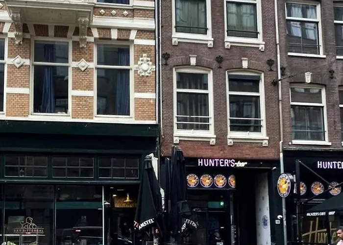 Rembrandt Square Center 3*