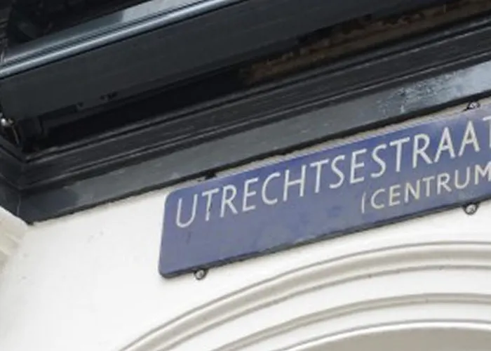 Rembrandt Square Center אמסטרדם