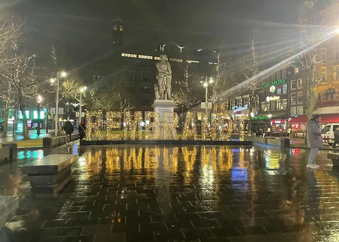 Rembrandt Square Center אמסטרדם