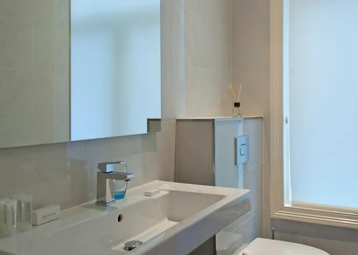 Rembrandt Square Center אמסטרדם