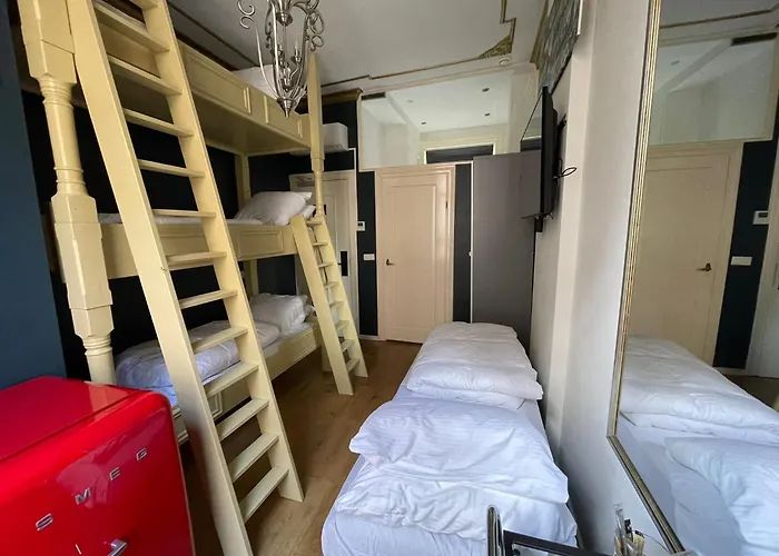 מלון Rembrandt Square Center