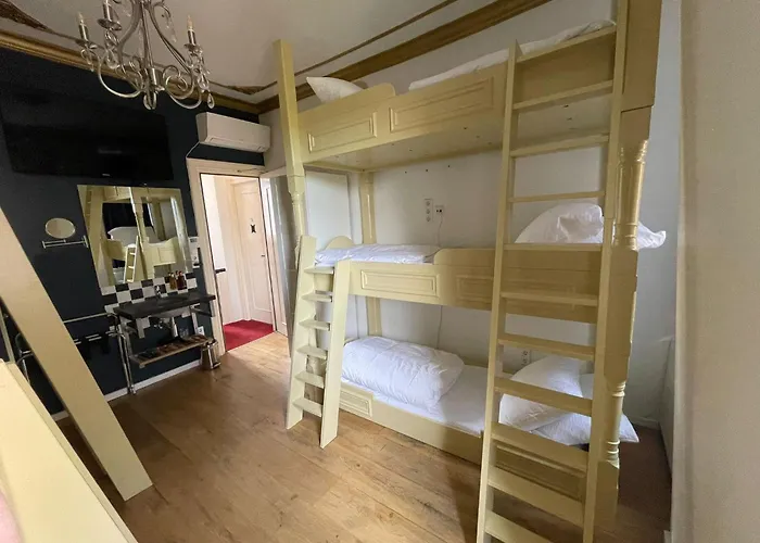 Rembrandt Square Center 3* אמסטרדם