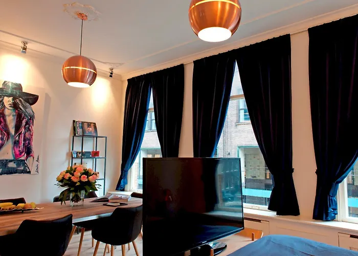 מלון Rembrandt Square Center